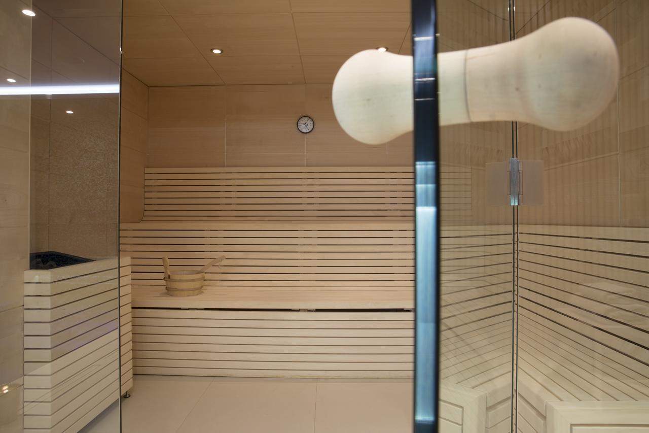 فندق ميزون بريغيت باريس المظهر الخارجي الصورة A Finnish sauna